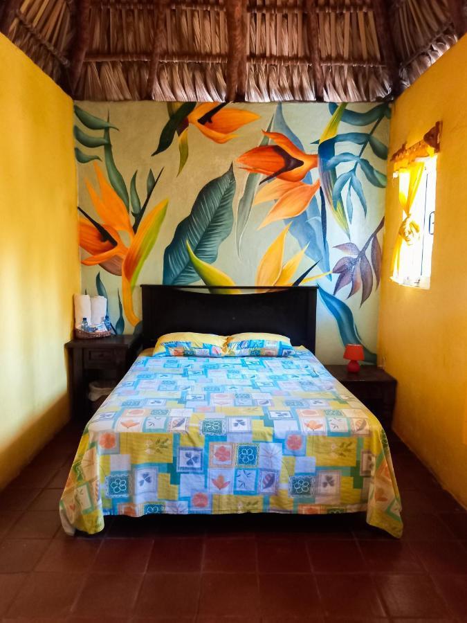 Hotel Cafe Del Sol مونتيريكو المظهر الخارجي الصورة