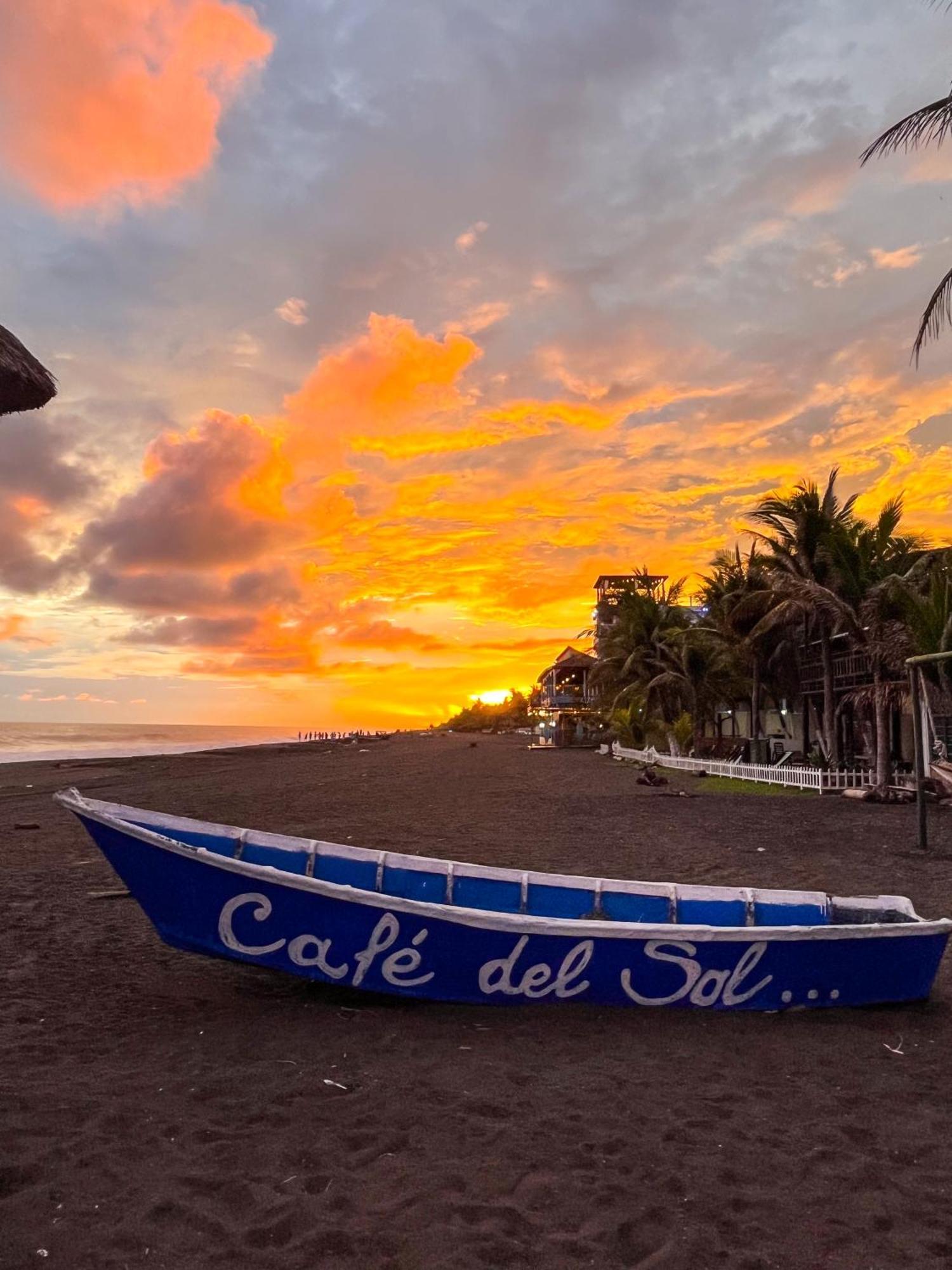 Hotel Cafe Del Sol مونتيريكو المظهر الخارجي الصورة