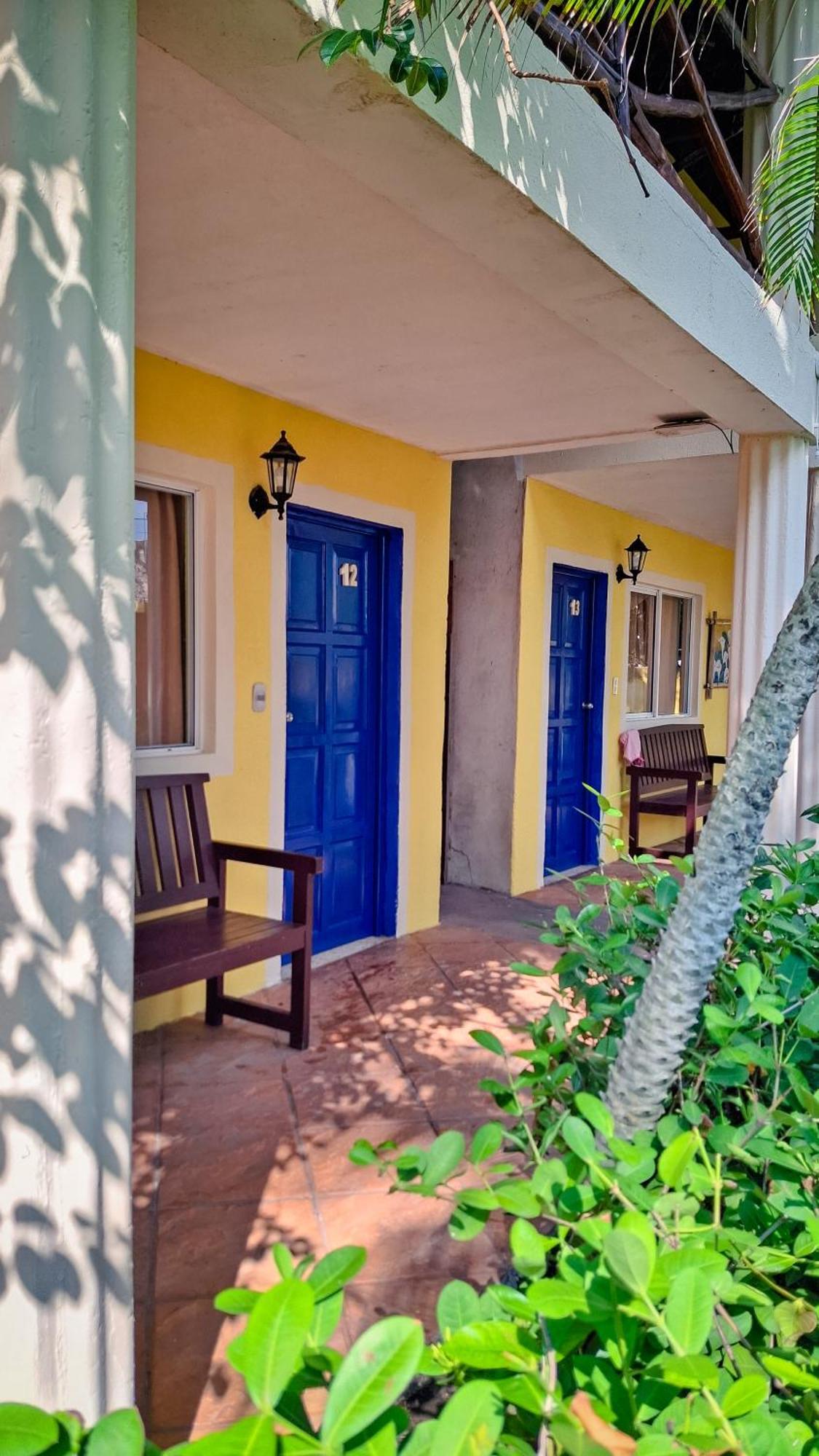 Hotel Cafe Del Sol مونتيريكو المظهر الخارجي الصورة
